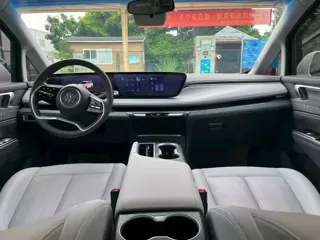 Buick GL8 2025 купить из Китая, цена 6 148 000 ₽ — Suifenhe Auto