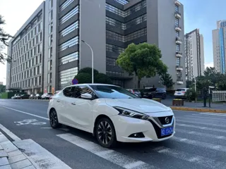 Nissan Lannia 2019 купить из Китая, цена 1 305 000 ₽ — Suifenhe Auto