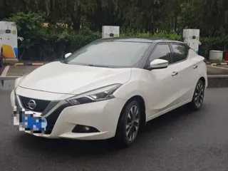 Nissan Lannia 2018 купить из Китая, цена 1 294 000 ₽ — Suifenhe Auto