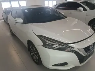 Nissan Lannia 2019 купить из Китая, цена 1 403 000 ₽ — Suifenhe Auto