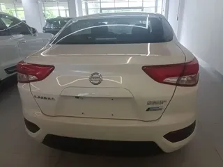 Nissan Lannia 2019 купить из Китая, цена 1 403 000 ₽ — Suifenhe Auto