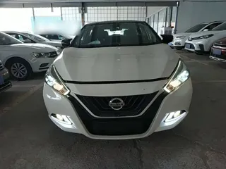 Nissan Lannia 2019 купить из Китая, цена 1 577 000 ₽ — Suifenhe Auto