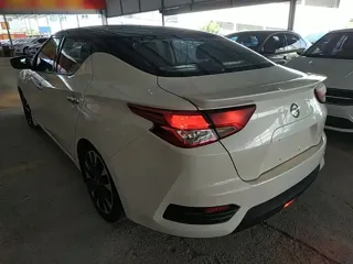 Nissan Lannia 2019 купить из Китая, цена 1 577 000 ₽ — Suifenhe Auto