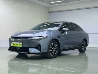 XPeng P5 2022 купить из Китая, цена 3 065 000 ₽ — Suifenhe Auto