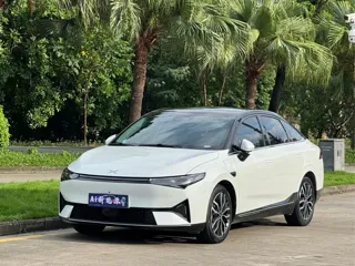 XPeng P5 2022 купить из Китая, цена 3 228 000 ₽ — Suifenhe Auto