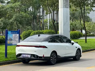 XPeng P5 2022 купить из Китая, цена 3 228 000 ₽ — Suifenhe Auto