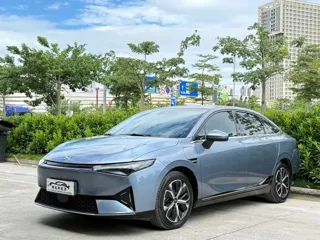 XPeng P5 2024 купить из Китая, цена 2 542 000 ₽ — Suifenhe Auto