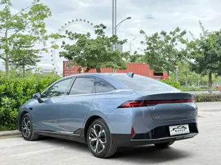XPeng P5 2024 купить из Китая, цена 2 542 000 ₽ — Suifenhe Auto