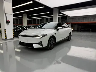 XPeng P5 2022 купить из Китая, цена 3 486 000 ₽ — Suifenhe Auto