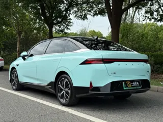 XPeng P5 2022 купить из Китая, цена 3 285 000 ₽ — Suifenhe Auto