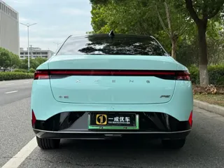 XPeng P5 2022 купить из Китая, цена 3 285 000 ₽ — Suifenhe Auto