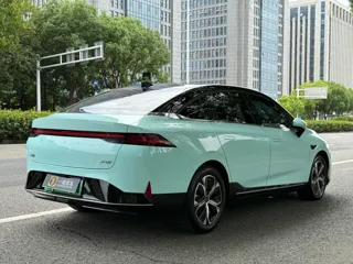 XPeng P5 2022 купить из Китая, цена 3 285 000 ₽ — Suifenhe Auto