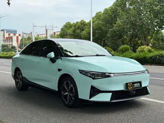XPeng P5 2022 купить из Китая, цена 3 285 000 ₽ — Suifenhe Auto