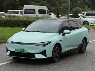 XPeng P5 2022 купить из Китая, цена 3 337 000 ₽ — Suifenhe Auto