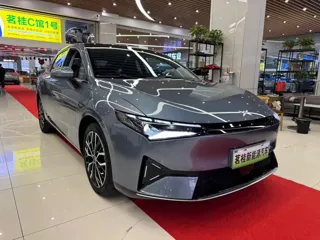 XPeng P5 2022 купить из Китая, цена 3 247 000 ₽ — Suifenhe Auto