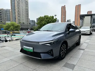 XPeng P5 2022 купить из Китая, цена 3 247 000 ₽ — Suifenhe Auto