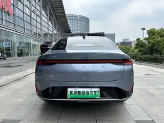 XPeng P5 2022 купить из Китая, цена 3 247 000 ₽ — Suifenhe Auto