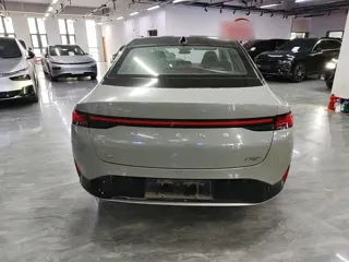 XPeng P5 2022 купить из Китая, цена 3 287 000 ₽ — Suifenhe Auto