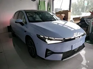 XPeng P5 2022 купить из Китая, цена 3 553 000 ₽ — Suifenhe Auto
