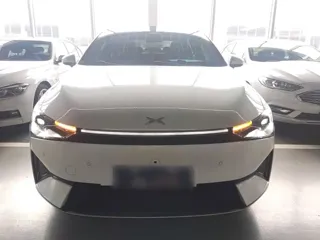 XPeng P5 2022 купить из Китая, цена 3 506 000 ₽ — Suifenhe Auto