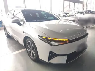 XPeng P5 2022 купить из Китая, цена 3 506 000 ₽ — Suifenhe Auto