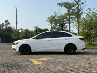 Chevrolet Monza 2021 купить из Китая, цена 999 000 ₽ — Suifenhe Auto