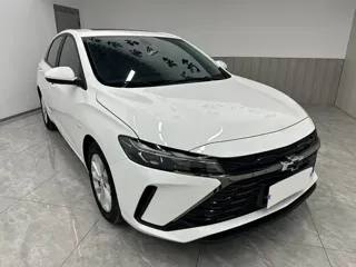 Chevrolet Monza 2022 купить из Китая, цена 1 385 000 ₽ — Suifenhe Auto