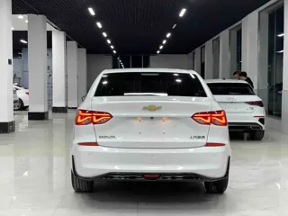 Chevrolet Monza 2023 купить из Китая, цена 1 421 000 ₽ — Suifenhe Auto