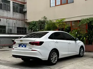 Chevrolet Monza 2023 купить из Китая, цена 1 044 000 ₽ — Suifenhe Auto