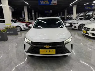 Chevrolet Monza 2023 купить из Китая, цена 1 252 000 ₽ — Suifenhe Auto