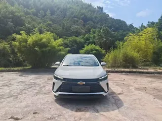 Chevrolet Monza 2022 купить из Китая, цена 1 083 000 ₽ — Suifenhe Auto