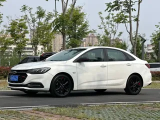 Chevrolet Monza 2020 купить из Китая, цена 960 000 ₽ — Suifenhe Auto