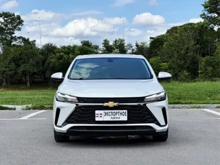Chevrolet Monza 2023 купить из Китая, цена 1 304 000 ₽ — Suifenhe Auto