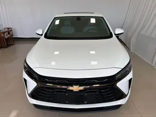Chevrolet Monza 2023 купить из Китая, цена 1 281 000 ₽ — Suifenhe Auto