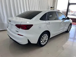 Chevrolet Monza 2023 купить из Китая, цена 1 281 000 ₽ — Suifenhe Auto
