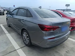 Chevrolet Monza 2020 купить из Китая, цена 1 240 000 ₽ — Suifenhe Auto