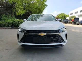 Chevrolet Monza 2024 купить из Китая, цена 1 512 000 ₽ — Suifenhe Auto