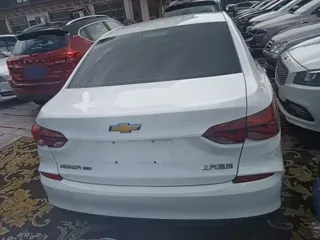 Chevrolet Monza 2022 купить из Китая, цена 1 019 000 ₽ — Suifenhe Auto