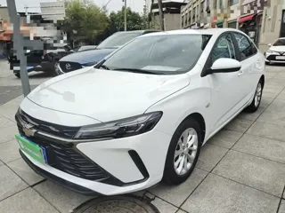 Chevrolet Monza 2023 купить из Китая, цена 1 208 000 ₽ — Suifenhe Auto