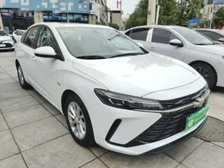 Chevrolet Monza 2023 купить из Китая, цена 1 208 000 ₽ — Suifenhe Auto