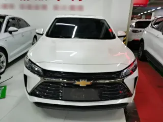 Chevrolet Monza 2023 купить из Китая, цена 1 180 000 ₽ — Suifenhe Auto