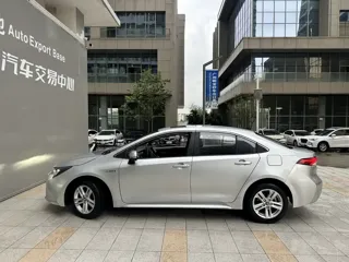 Toyota Levin 2023 купить из Китая, цена 1 588 000 ₽ — Suifenhe Auto