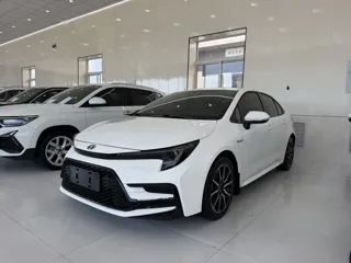 Toyota Levin 2023 купить из Китая, цена 1 922 000 ₽ — Suifenhe Auto