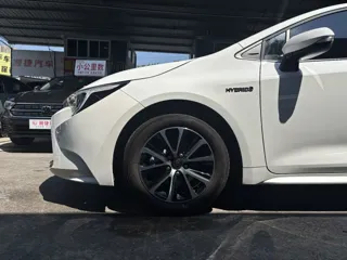Toyota Levin 2024 купить из Китая, цена 1 879 000 ₽ — Suifenhe Auto