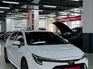 Toyota Levin 2024 купить из Китая, цена 1 918 000 ₽ — Suifenhe Auto