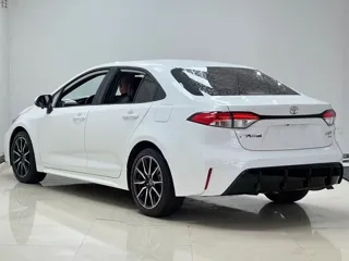 Toyota Levin 2023 купить из Китая, цена 1 812 000 ₽ — Suifenhe Auto