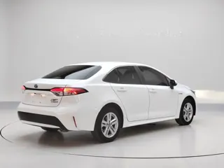 Toyota Levin 2022 купить из Китая, цена 1 883 000 ₽ — Suifenhe Auto