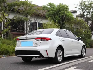 Toyota Levin 2021 купить из Китая, цена 1 165 000 ₽ — Suifenhe Auto