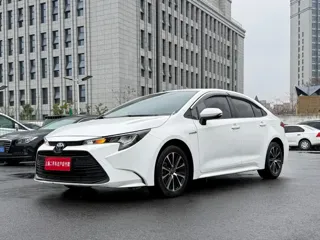 Toyota Levin 2023 купить из Китая, цена 1 382 000 ₽ — Suifenhe Auto