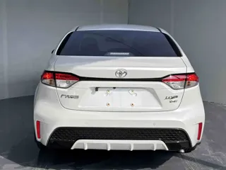 Toyota Levin 2023 купить из Китая, цена 1 799 000 ₽ — Suifenhe Auto
